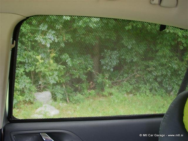 Vidljivost skozi stransko okno s sencnikom